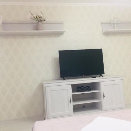 Classic Apartment Boryspilʼ Buitenkant foto