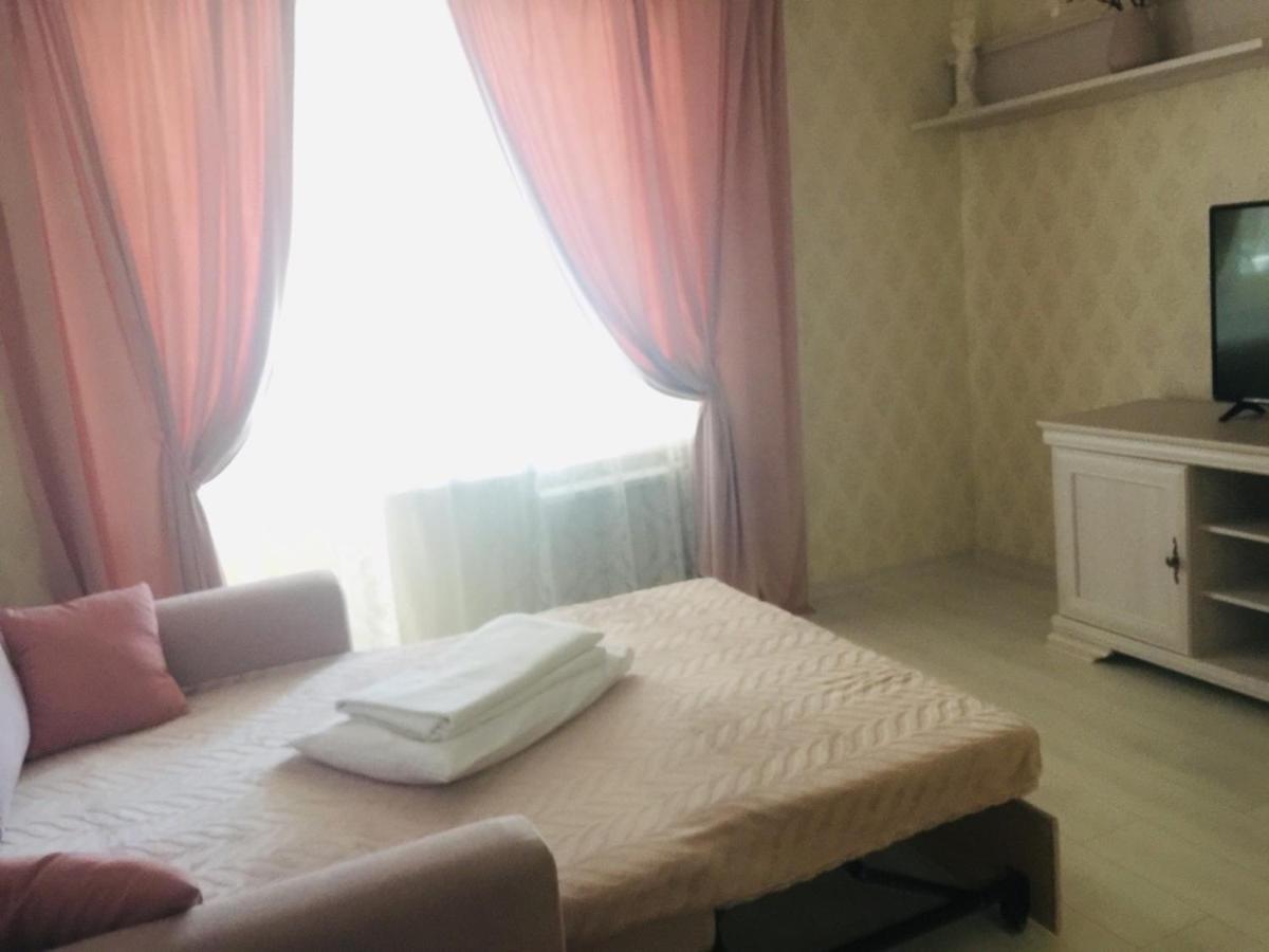 Classic Apartment Boryspilʼ Buitenkant foto
