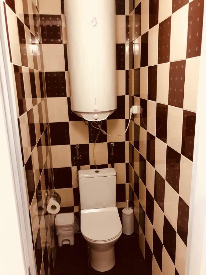 Classic Apartment Boryspilʼ Buitenkant foto